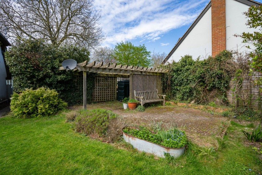 Images for 9 West Wratting Road, Balsham, CB21 EAID:4037033056 BID:df7a2b8e-b283-433c-96bc-9990089caf32