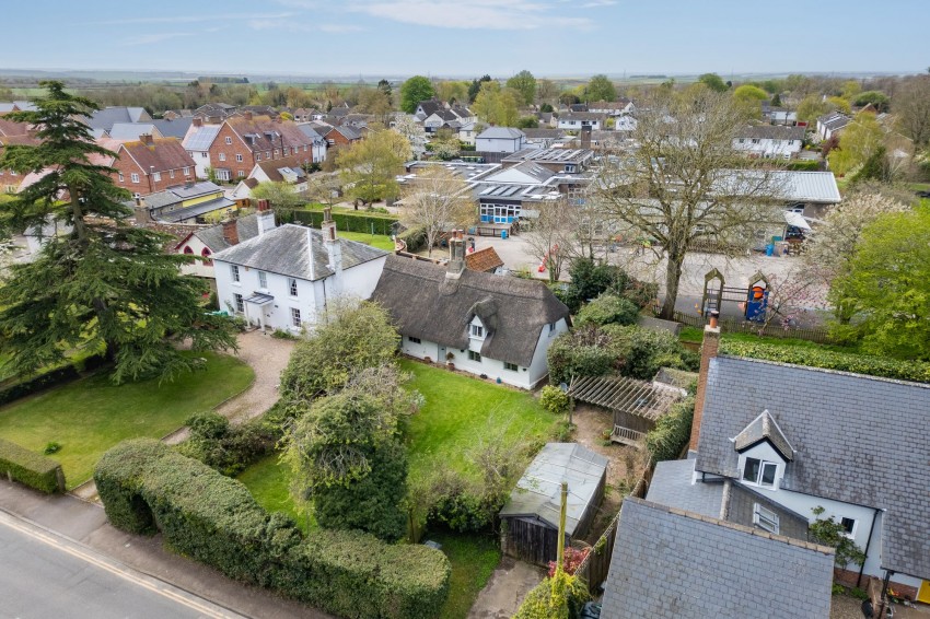 Images for 9 West Wratting Road, Balsham, CB21 EAID:4037033056 BID:2f5b1148-b901-4d34-9e72-64b6a96df570
