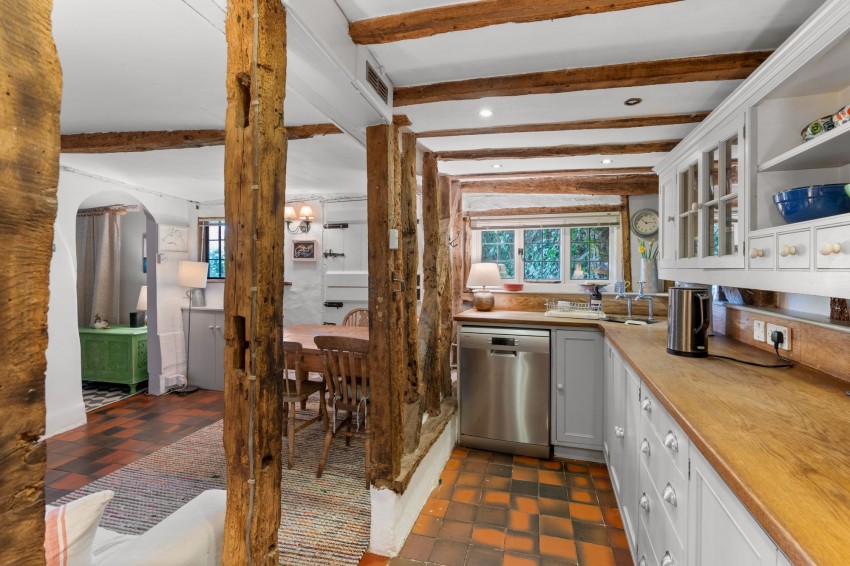 Images for 9 West Wratting Road, Balsham, CB21 EAID:4037033056 BID:2f5b1148-b901-4d34-9e72-64b6a96df570