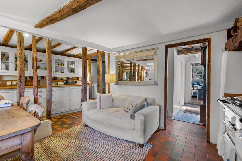 Images for 9 West Wratting Road, Balsham, CB21 EAID:4037033056 BID:2f5b1148-b901-4d34-9e72-64b6a96df570