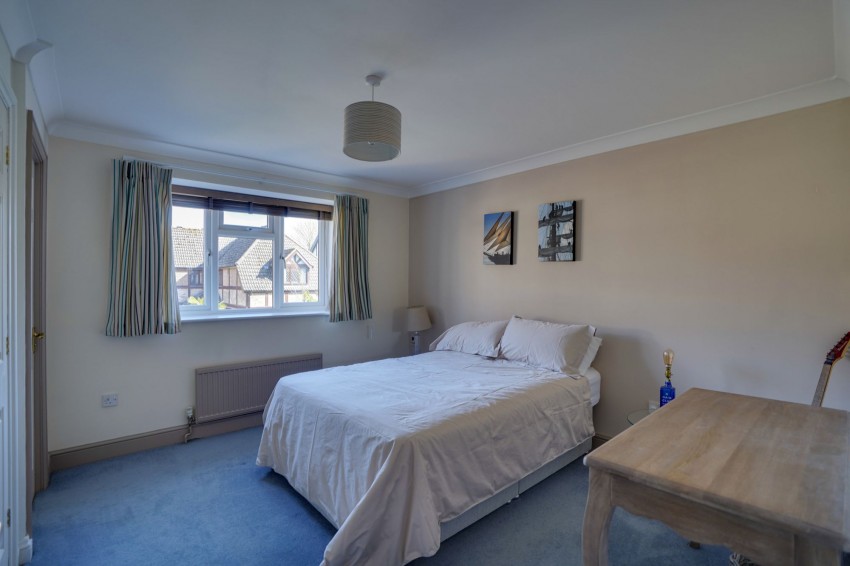 Images for Forest End, Kennett, CB8 EAID:4037033056 BID:e22d2fe2-cd8a-4ee5-877e-aff44adbf8aa