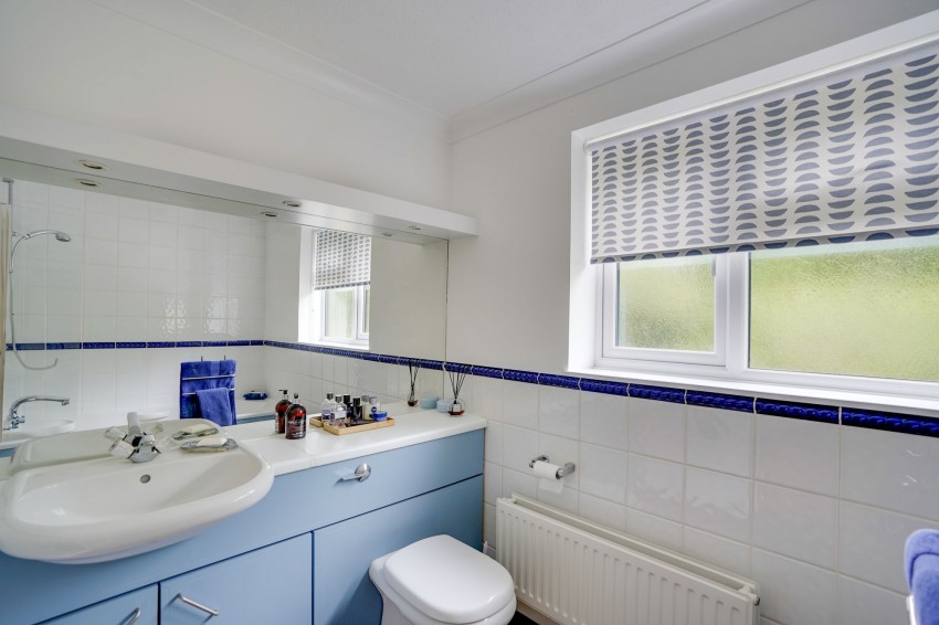 Images for Forest End, Kennett, CB8 EAID:4037033056 BID:e22d2fe2-cd8a-4ee5-877e-aff44adbf8aa