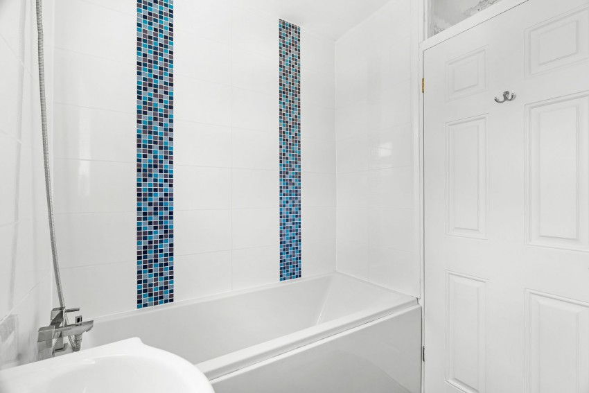 Images for Wheatsheaf Way, Linton, CB21 EAID:4037033056 BID:2f5b1148-b901-4d34-9e72-64b6a96df570