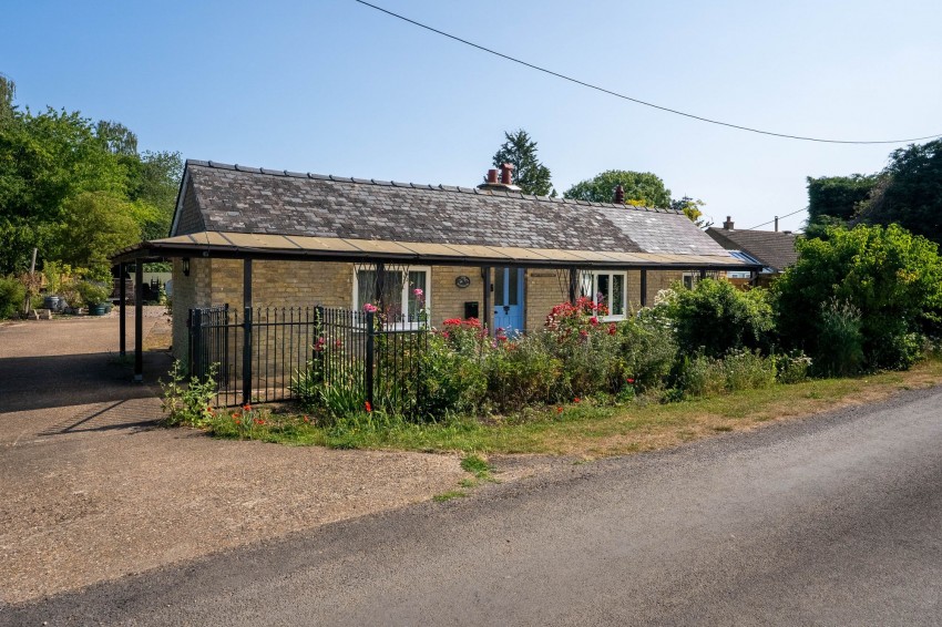 Images for Overcote Road, Over, CB24 EAID:4037033056 BID:e9c2a2d5-4edb-4404-af16-967a1de68210