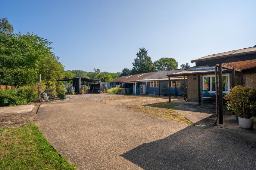 Images for Overcote Road, Over, CB24 EAID:4037033056 BID:e9c2a2d5-4edb-4404-af16-967a1de68210
