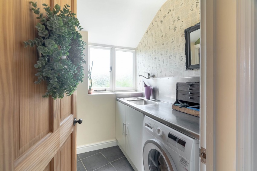 Images for Overcote Road, Over, CB24 EAID:4037033056 BID:e9c2a2d5-4edb-4404-af16-967a1de68210