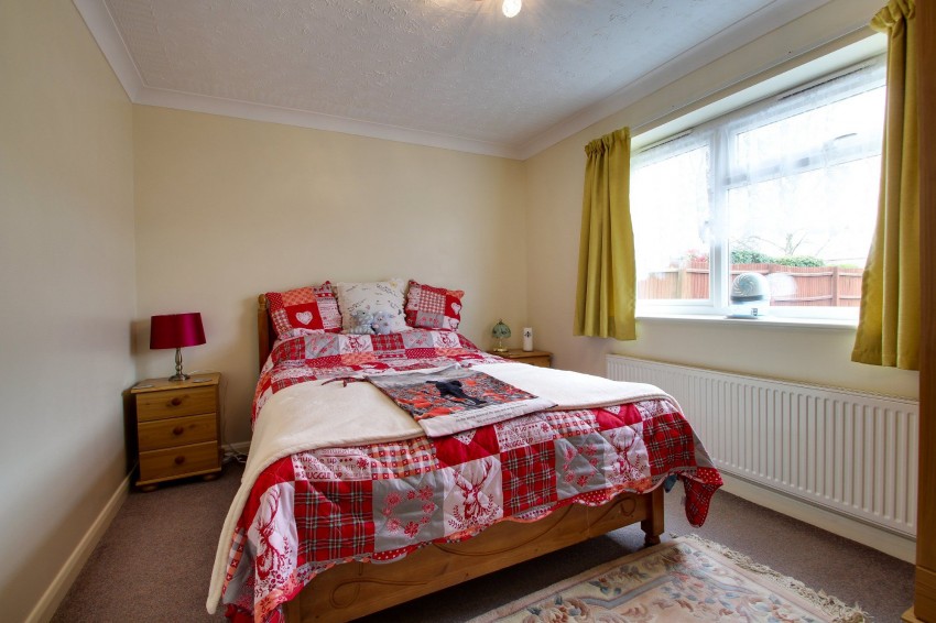Images for Cross Road, Sutton St. Edmund, PE12 EAID:4037033056 BID:1d497ef6-e698-4427-833a-3b42529ac059