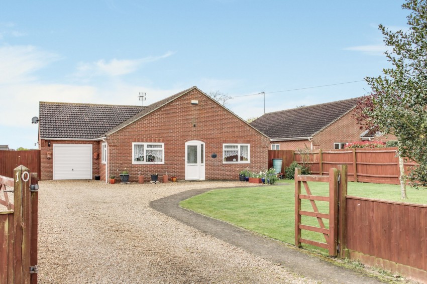 Images for Cross Road, Sutton St. Edmund, PE12 EAID:4037033056 BID:1d497ef6-e698-4427-833a-3b42529ac059