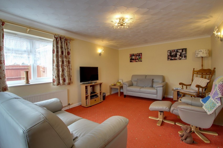 Images for Cross Road, Sutton St. Edmund, PE12 EAID:4037033056 BID:1d497ef6-e698-4427-833a-3b42529ac059