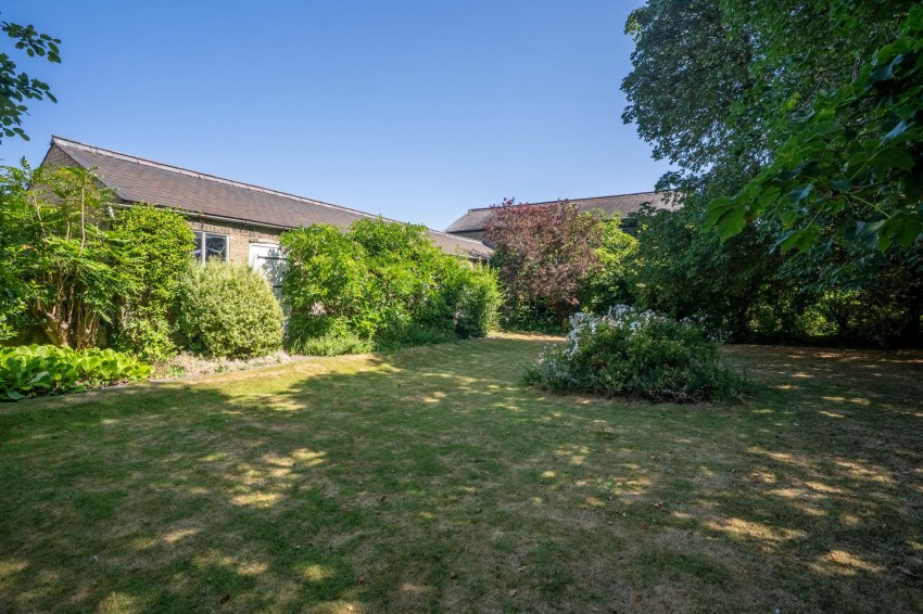 Images for High Street, Cottenham, CB24 EAID:4037033056 BID:e9c2a2d5-4edb-4404-af16-967a1de68210
