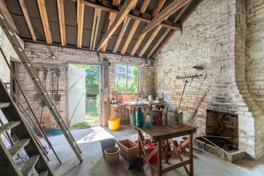 Images for High Street, Cottenham, CB24 EAID:4037033056 BID:e9c2a2d5-4edb-4404-af16-967a1de68210