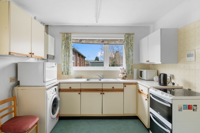 Images for Queensway, Sawston, CB22 EAID:4037033056 BID:2f5b1148-b901-4d34-9e72-64b6a96df570