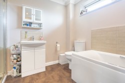 Images for Foxhollow, Bar Hill, CB23