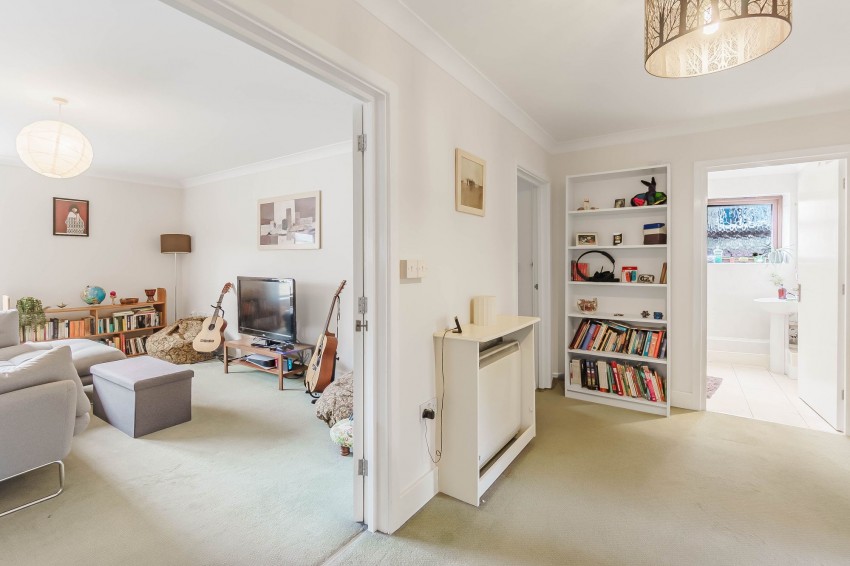 Images for Mill Road, Ashtead Court, CB1 EAID:4037033056 BID:df7a2b8e-b283-433c-96bc-9990089caf32