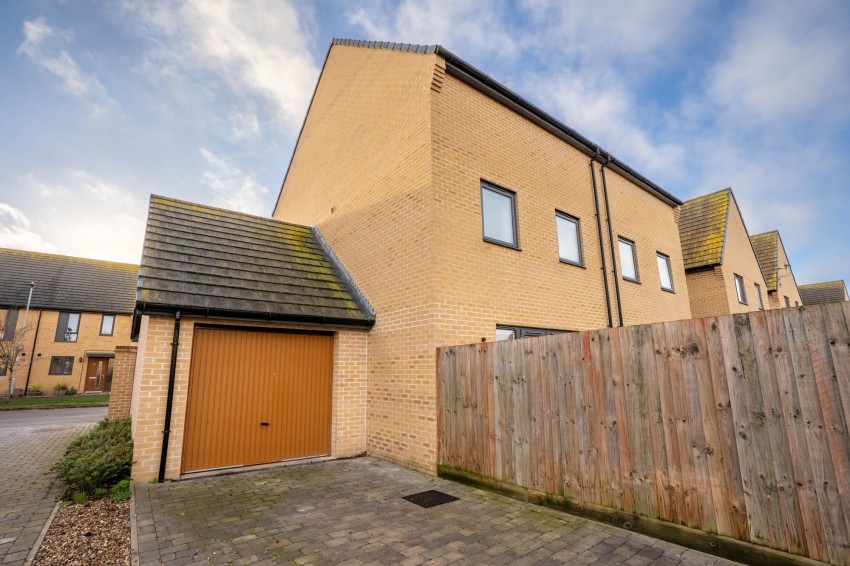 Images for Heron Road, Northstowe, CB24 EAID:4037033056 BID:e9c2a2d5-4edb-4404-af16-967a1de68210