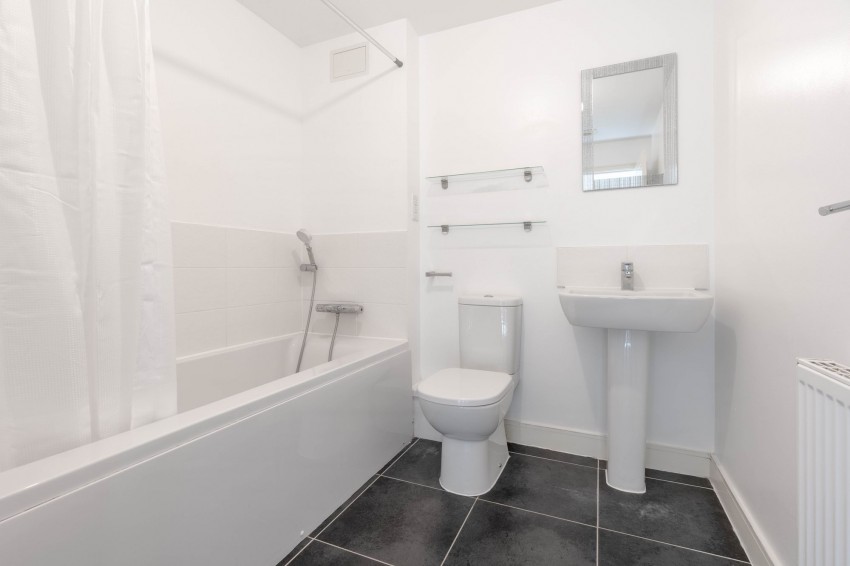 Images for Heron Road, Northstowe, CB24 EAID:4037033056 BID:e9c2a2d5-4edb-4404-af16-967a1de68210