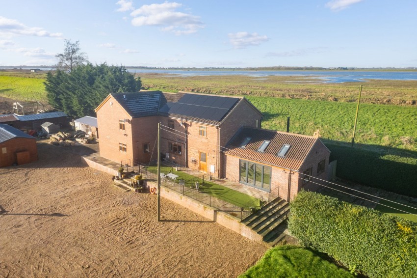 Images for Hundred Foot Bank, Littleport, CB6 EAID:4037033056 BID:d3db0e0c-3850-402c-b88b-52680bec4ac9