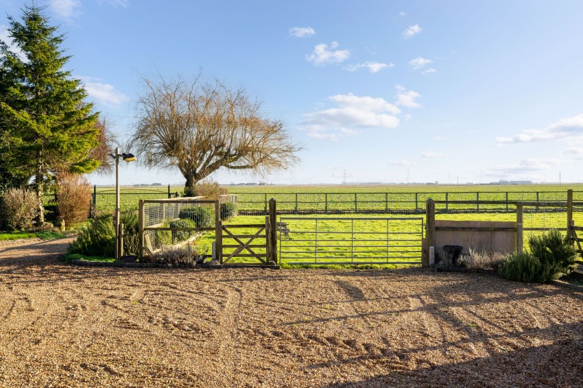 Images for Hundred Foot Bank, Littleport, CB6 EAID:4037033056 BID:d3db0e0c-3850-402c-b88b-52680bec4ac9
