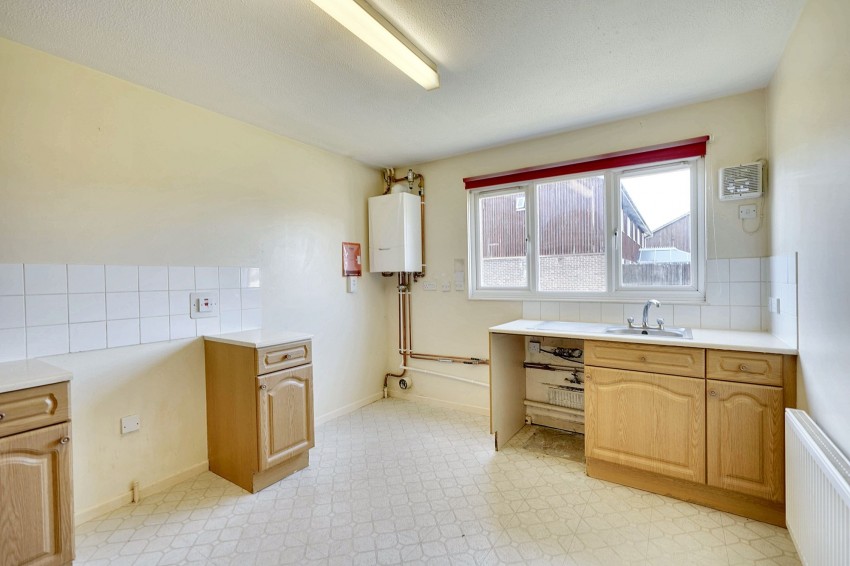 Images for Mill Reef Close, Newmarket, CB8 EAID:4037033056 BID:e22d2fe2-cd8a-4ee5-877e-aff44adbf8aa