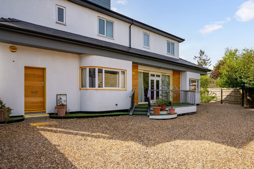 Images for Lynn Road, Ely, CB6 EAID:4037033056 BID:d3db0e0c-3850-402c-b88b-52680bec4ac9