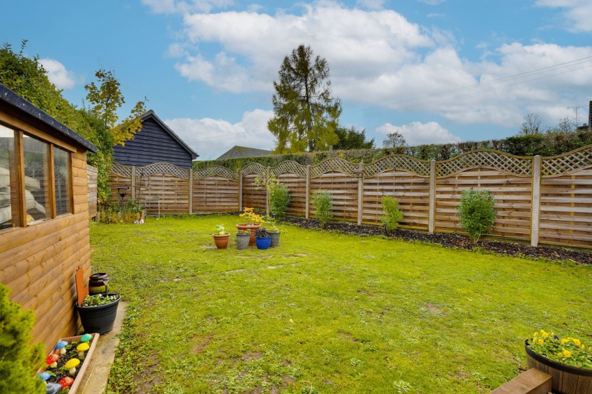 Images for High Street, Cheveley, CB8 EAID:4037033056 BID:e22d2fe2-cd8a-4ee5-877e-aff44adbf8aa