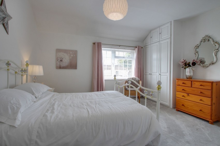 Images for Lynn Road, Walton Highway, PE14 EAID:4037033056 BID:1d497ef6-e698-4427-833a-3b42529ac059