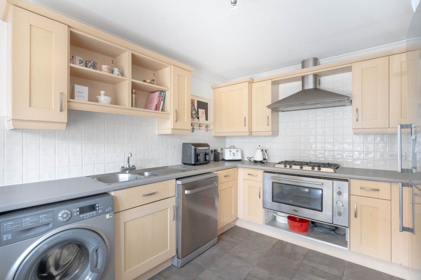 Images for Hampton Close, Fenstanton, PE28 EAID:4037033056 BID:e9c2a2d5-4edb-4404-af16-967a1de68210