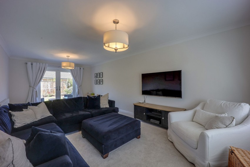 Images for Station Road, Long Sutton, PE12 EAID:4037033056 BID:1d497ef6-e698-4427-833a-3b42529ac059