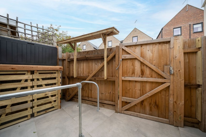 Images for Cromwell Road, Cambridge, CB1 EAID:4037033056 BID:df7a2b8e-b283-433c-96bc-9990089caf32