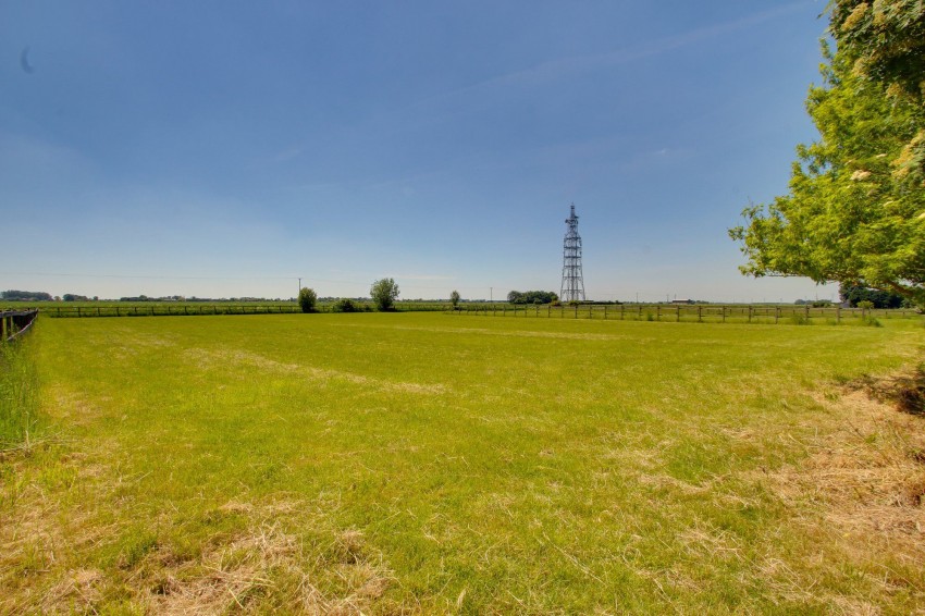 Images for Mill Lane, Newton-In-The-Isle, PE13 EAID:4037033056 BID:1d497ef6-e698-4427-833a-3b42529ac059