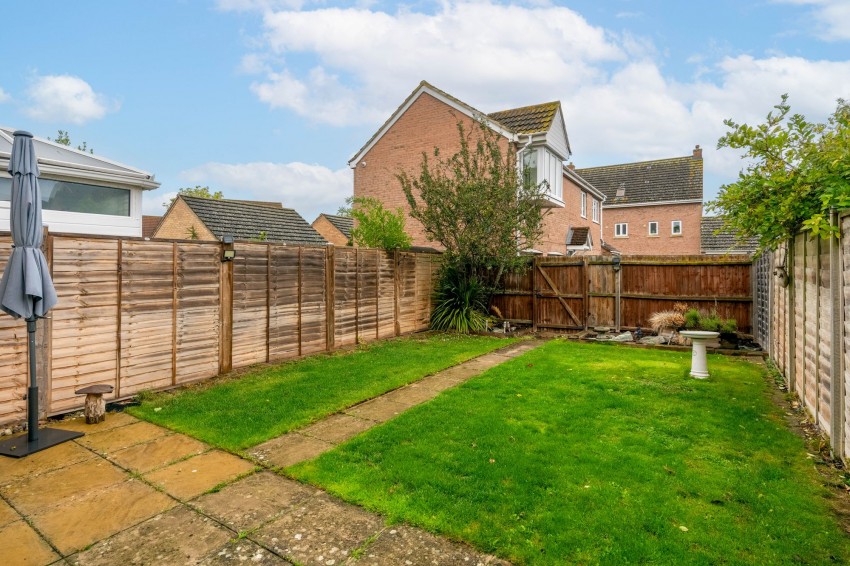Images for Collingwood Drive, Longstanton, CB24 EAID:4037033056 BID:e9c2a2d5-4edb-4404-af16-967a1de68210