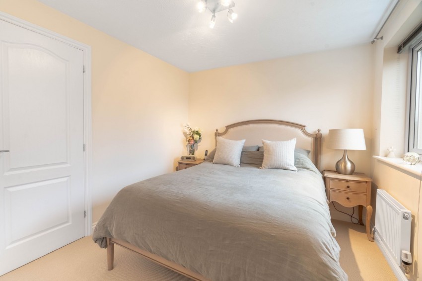 Images for Collingwood Drive, Longstanton, CB24 EAID:4037033056 BID:e9c2a2d5-4edb-4404-af16-967a1de68210