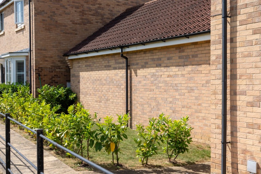 Images for Garwood Drive, Longstanton, CB24 EAID:4037033056 BID:e9c2a2d5-4edb-4404-af16-967a1de68210
