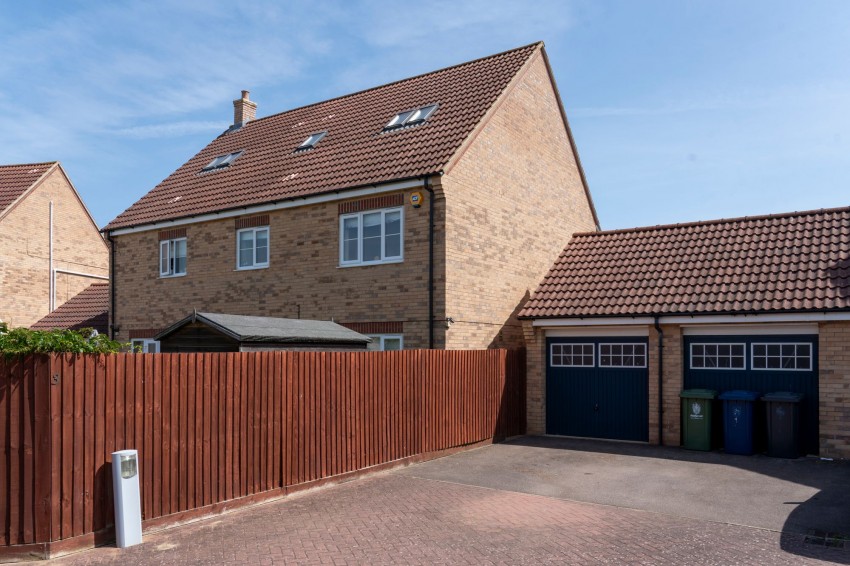 Images for Garwood Drive, Longstanton, CB24 EAID:4037033056 BID:e9c2a2d5-4edb-4404-af16-967a1de68210