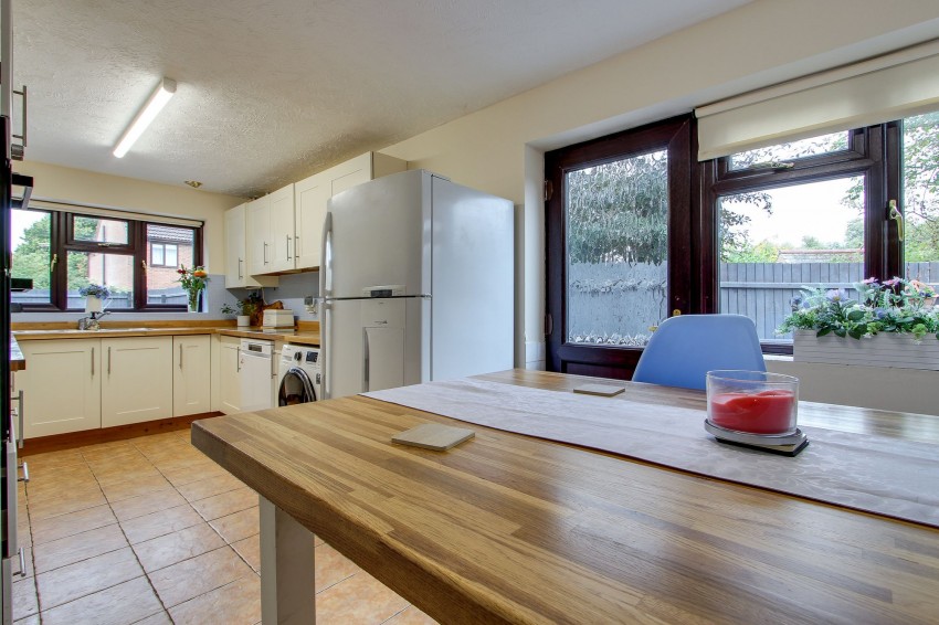 Images for Sparrowgate Road, Wisbech, PE14 EAID:4037033056 BID:1d497ef6-e698-4427-833a-3b42529ac059