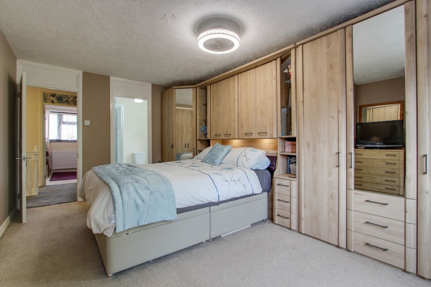 Images for Sparrowgate Road, Wisbech, PE14 EAID:4037033056 BID:1d497ef6-e698-4427-833a-3b42529ac059