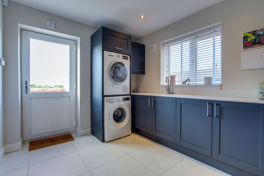 Images for Carters Field Way, Marshland St. James, PE14 EAID:4037033056 BID:1d497ef6-e698-4427-833a-3b42529ac059