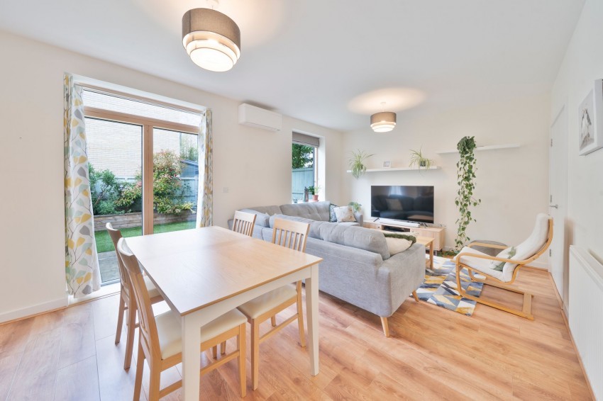 Images for Seekings Close, Trumpington, CB2 EAID:4037033056 BID:df7a2b8e-b283-433c-96bc-9990089caf32