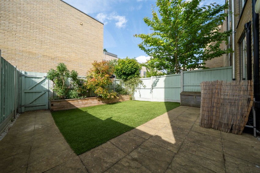 Images for Seekings Close, Trumpington, CB2 EAID:4037033056 BID:df7a2b8e-b283-433c-96bc-9990089caf32