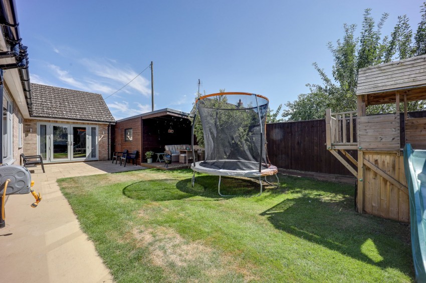 Images for Mill Lane, Sutton Bridge, PE12 EAID:4037033056 BID:1d497ef6-e698-4427-833a-3b42529ac059