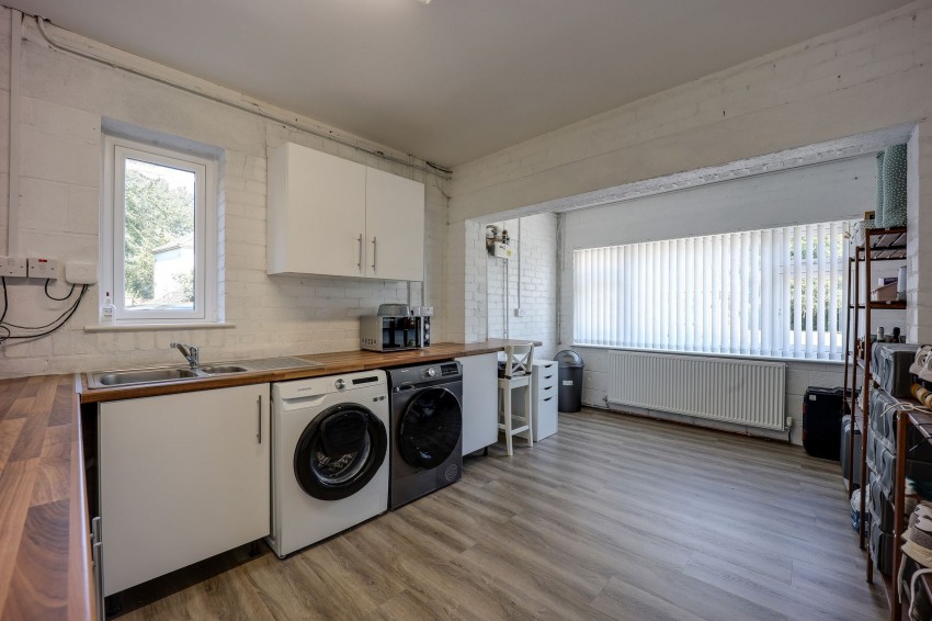 Images for Mill Lane, Sutton Bridge, PE12 EAID:4037033056 BID:1d497ef6-e698-4427-833a-3b42529ac059