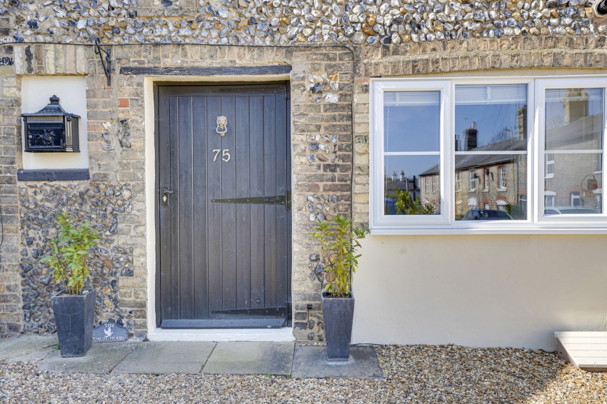 Images for Exeter Road, Newmarket, CB8 EAID:4037033056 BID:e22d2fe2-cd8a-4ee5-877e-aff44adbf8aa