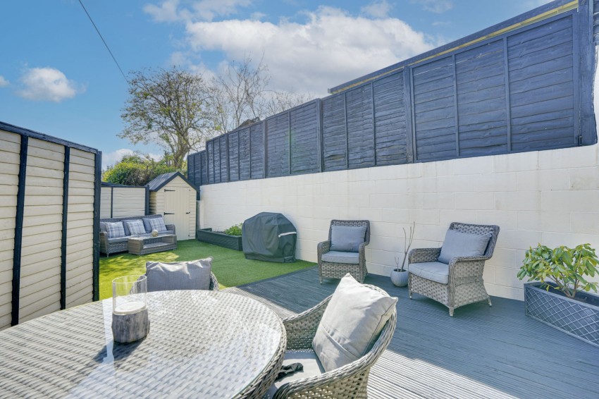 Images for Exeter Road, Newmarket, CB8 EAID:4037033056 BID:e22d2fe2-cd8a-4ee5-877e-aff44adbf8aa