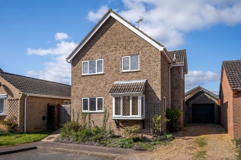 View Full Details for Thistle Green, Swavesey, CB24 - EAID:4037033056, BID:e9c2a2d5-4edb-4404-af16-967a1de68210