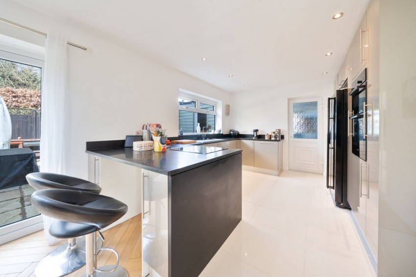 Images for Orchard Way, Oakington, CB24 EAID:4037033056 BID:e9c2a2d5-4edb-4404-af16-967a1de68210