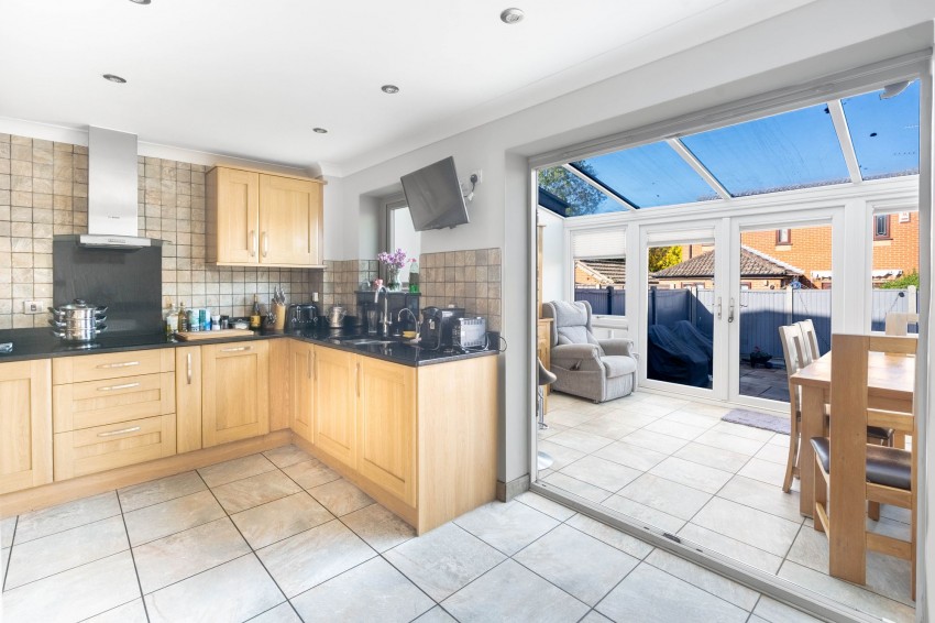 Images for Watermead, Bar Hill, CB23 EAID:4037033056 BID:e9c2a2d5-4edb-4404-af16-967a1de68210