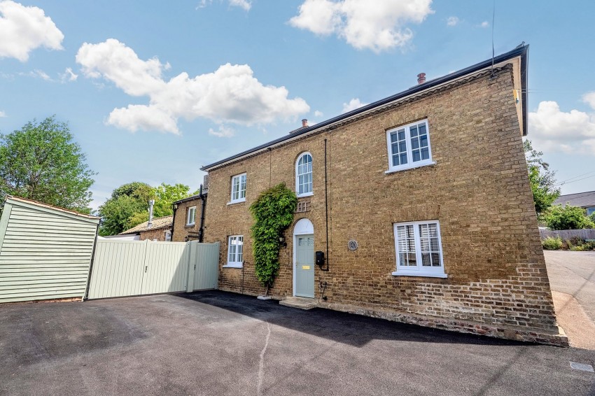 Images for 4 West End, Haddenham, CB6 EAID:4037033056 BID:e9c2a2d5-4edb-4404-af16-967a1de68210