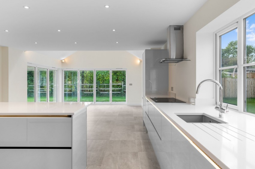 Images for Fen End, Over, CB24 EAID:4037033056 BID:e9c2a2d5-4edb-4404-af16-967a1de68210