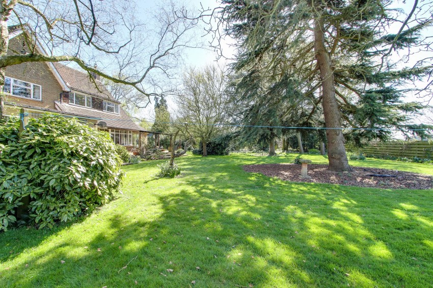 Images for 386 Wisbech Road, March, PE15 EAID:4037033056 BID:1d497ef6-e698-4427-833a-3b42529ac059