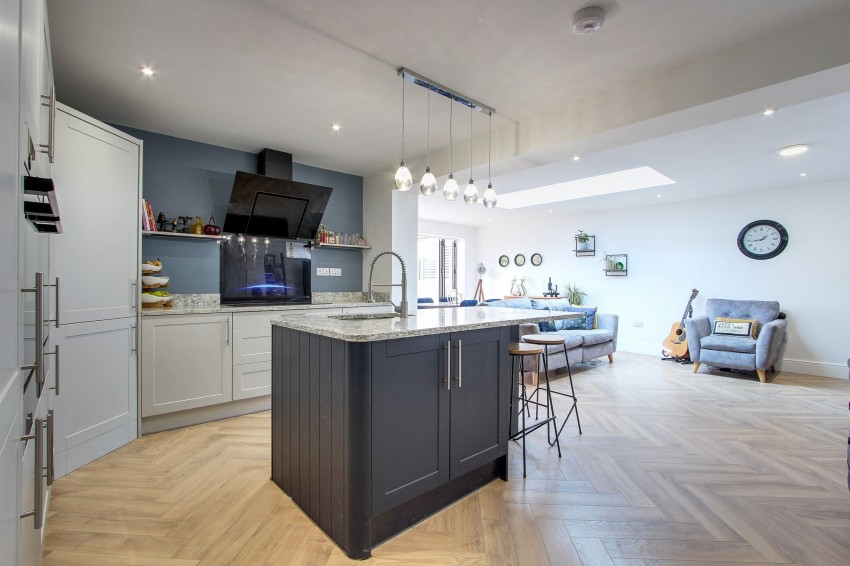 Images for Station Road, Long Sutton, PE12 EAID:4037033056 BID:1d497ef6-e698-4427-833a-3b42529ac059